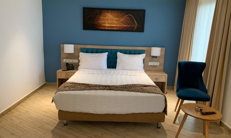 Chambre Single en Demi Pension