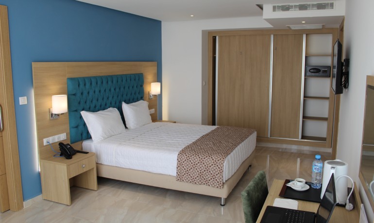 Chambre Single en Demi Pension
